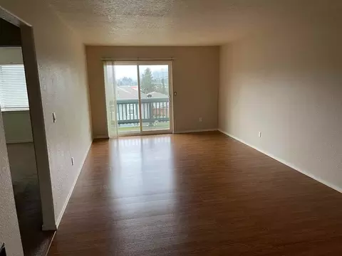 1203 Cowlitz Way, Kelso, WA 98626