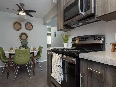 2167 Medford Rd, Ann Arbor, MI 48104 photo 8