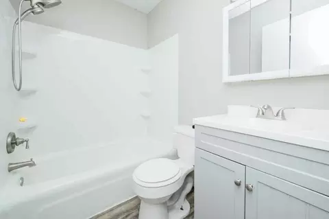 4002 E Shaffer Dr, Aliquippa, PA 15001