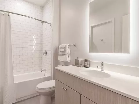 2121 1st St SW, Washington, DC 20024 photo 25