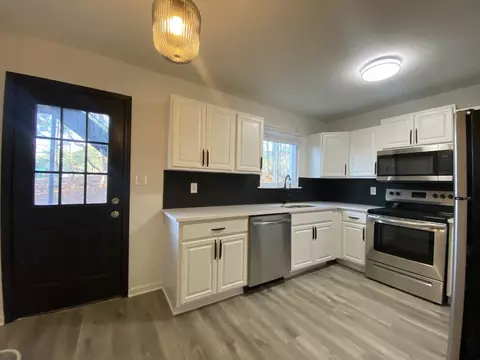 740 Mozley Dr SE, Smyrna, GA 30080