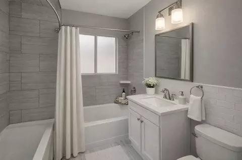 629 W Maple Rd, Clawson, MI 48017 photo 6
