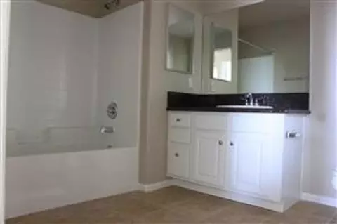8654 Sunland Blvd, Sun Valley, CA 91352