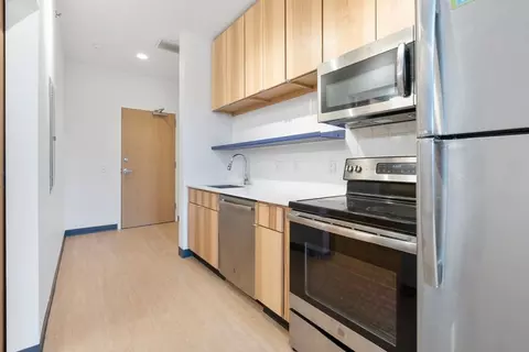 100 E 2nd St, Cedar Falls, IA 50613