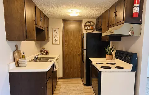 1211 Langley Rd, Waterloo, IA 50702