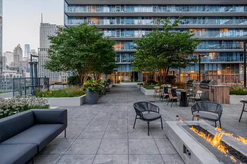 345 E Wacker Dr, Chicago, IL 60601 photo 33