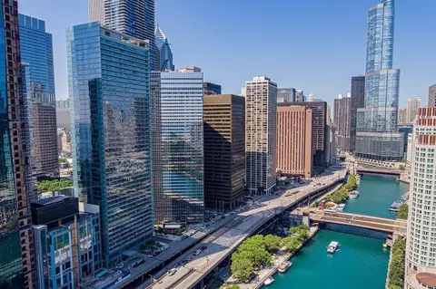 345 E Wacker Dr, Chicago, IL 60601 photo 8
