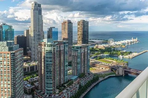 345 E Wacker Dr, Chicago, IL 60601 photo 40
