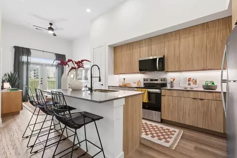 5211 E 7th St, Austin, TX 78702