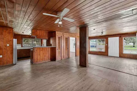 527 E Lemon Ave, Eustis, FL 32726 photo 4