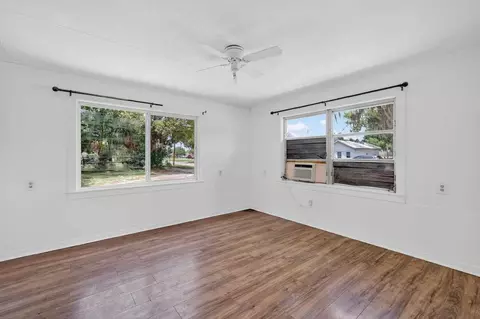 527 E Lemon Ave, Eustis, FL 32726 photo 16