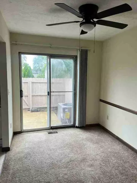 1310 Palmer House Ct, Columbus, OH 43235
