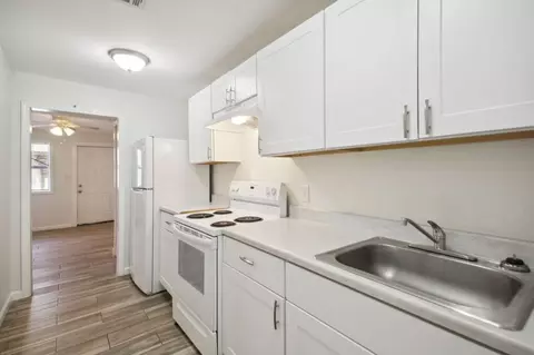 615 Oliver St NW, Atlanta, GA 30318