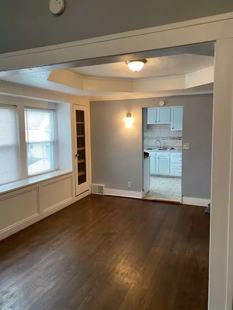 4720 Rockwood Rd, Garfield Heights, OH 44125