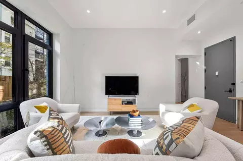 W 108th St, New York, NY 10025