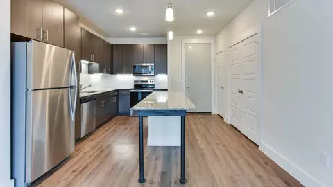 601 W St Johns Ave, Austin, TX 78752 photo 7