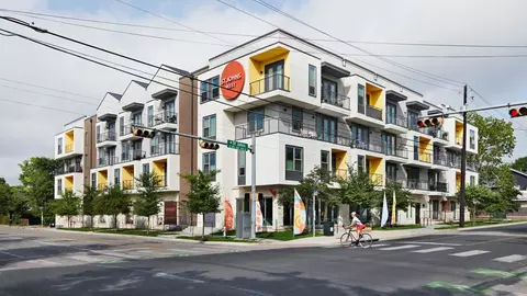 601 W St Johns Ave, Austin, TX 78752 photo 3