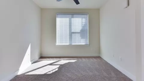 601 W St Johns Ave, Austin, TX 78752 photo 12