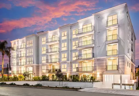 1237 S Holt Ave, Los Angeles, CA 90035