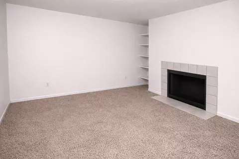 17725 Hall Rd, Bothell, WA 98011