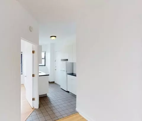 1120 E 47th St, Chicago, IL 60653