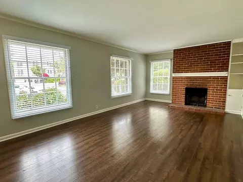 1445 Bellevue Ave, Burlingame, CA 94010