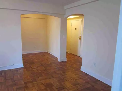 2929 Connecticut Ave NW, Washington, DC 20008 photo 9