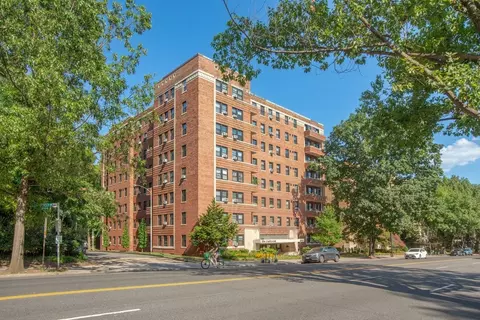 2929 Connecticut Ave NW, Washington, DC 20008 photo 4