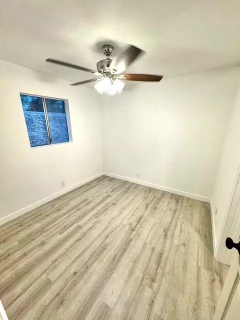 3770 3768 3770 3768 12 Sheldon Dr, Ventura, CA 93003