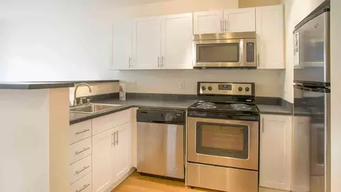 938 110th Ave NE, Bellevue, WA 98004 photo 8