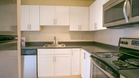 938 110th Ave NE, Bellevue, WA 98004 photo 6