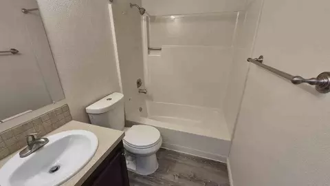 1229 NE Hogan Pl, Gresham, OR 97030 photo 5