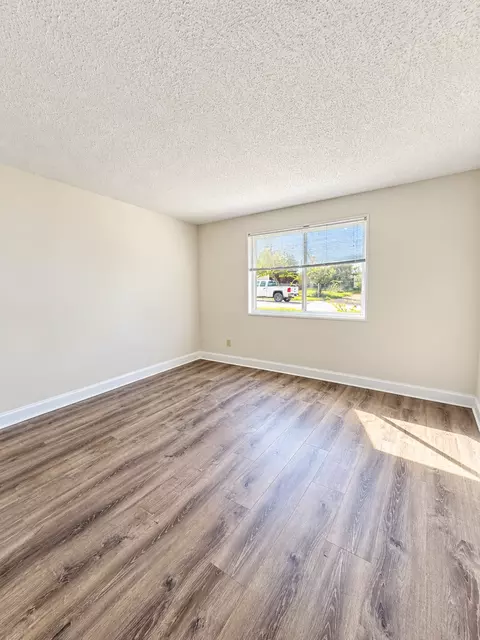 205 Dawson Ave, Rockville, MD 20850