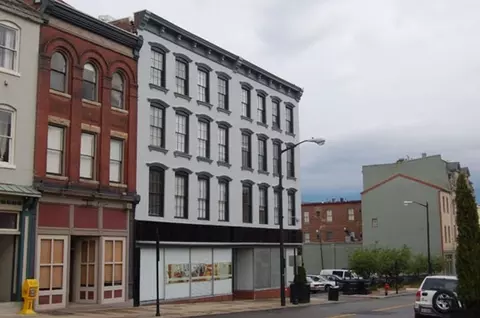 230 N Sycamore St, Petersburg, VA 23803