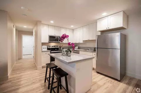 2531 W Rumble Rd, Modesto, CA 95350