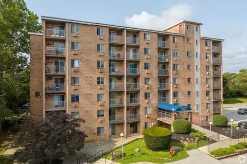330 W 3rd St, Bridgeport, PA 19405