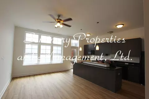 3647 N Southport Ave, Chicago, IL 60613