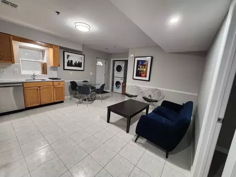 45-47 Vesey St, Newark, NJ 07105