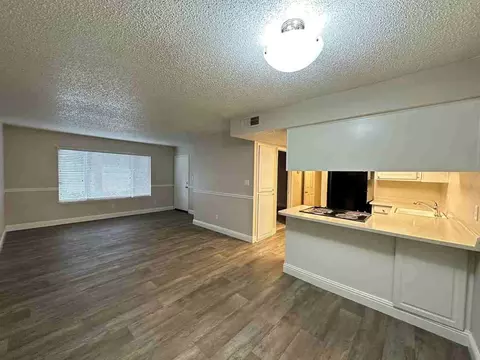 4900 Stamas Ln, Fair Oaks, CA 95628