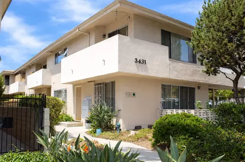 3431 Vinton Ave, Los Angeles, CA 90034