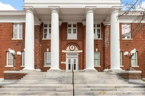 41 N Main St, Norwalk, CT 06854