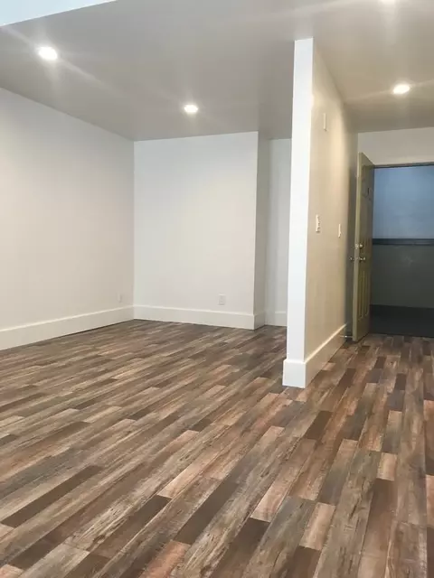 131 S Avenue 63, Los Angeles, CA 90042