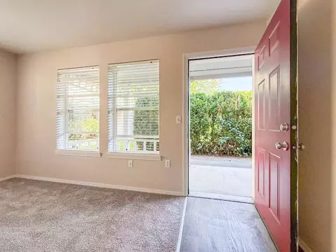 800 NE Roberts Ave, Gresham, OR 97030 photo 18