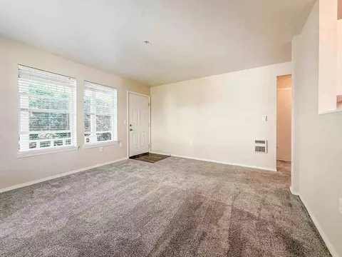 800 NE Roberts Ave, Gresham, OR 97030 photo 20