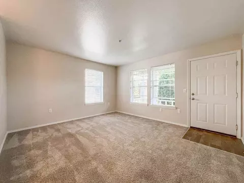 800 NE Roberts Ave, Gresham, OR 97030 photo 19