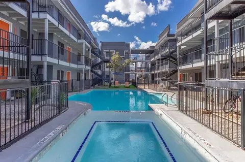 6309 Burns St, Austin, TX 78752 photo 12