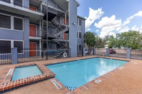 6309 Burns St, Austin, TX 78752 photo 5