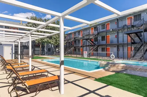 6309 Burns St, Austin, TX 78752 photo 3