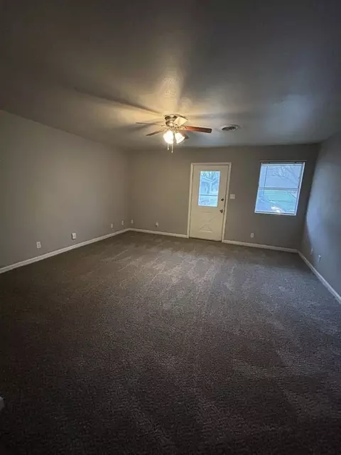 1301 E 9th St, Pittsburg, KS 66762