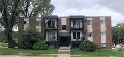 2145 Mcknight Rd N, Maplewood, MN 55109